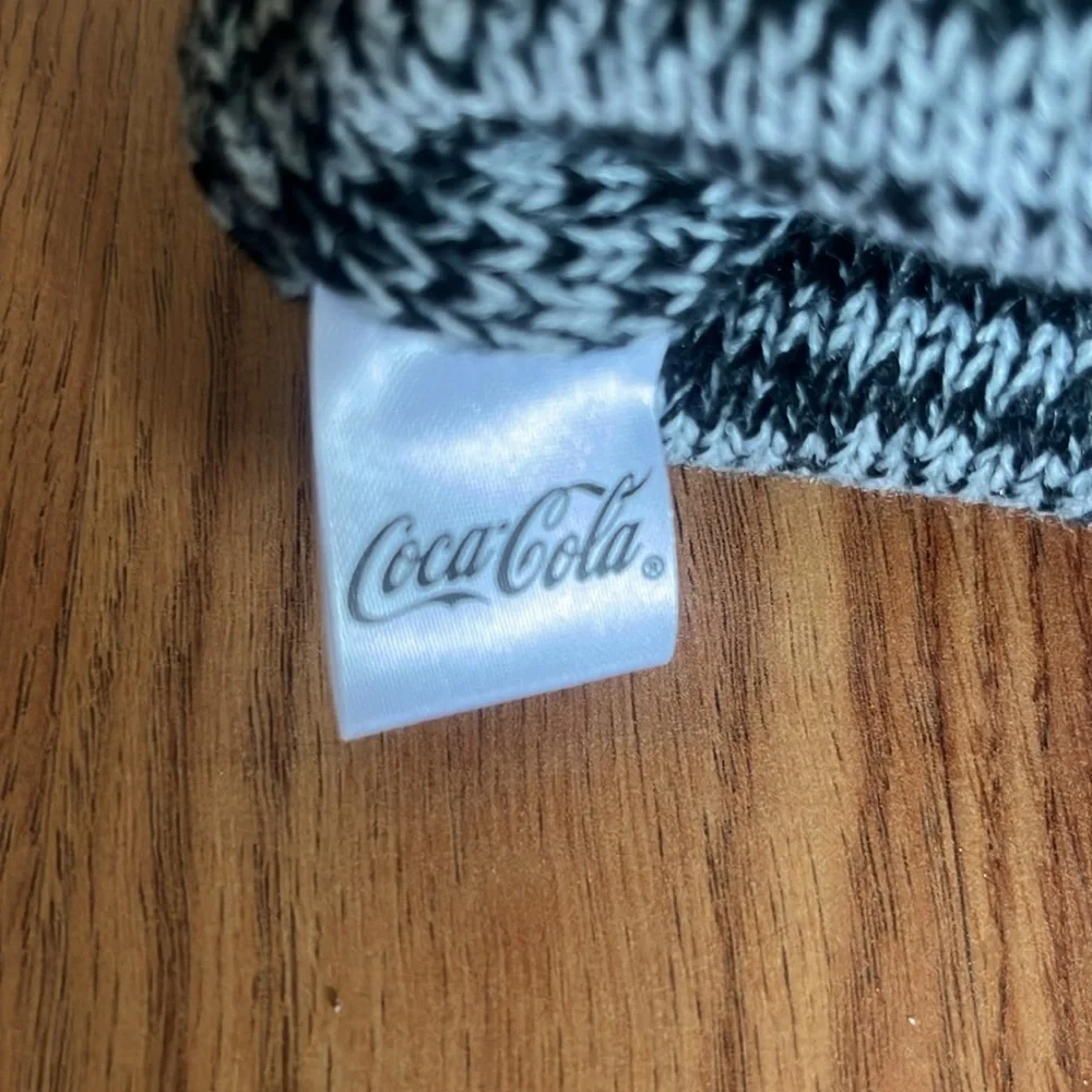 Coke Beanie - Picture 4 of 4